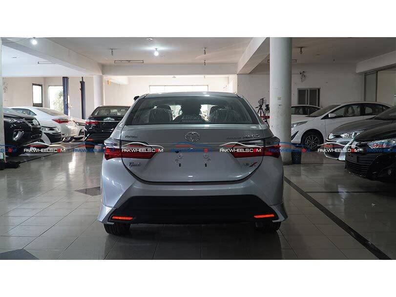 Car main