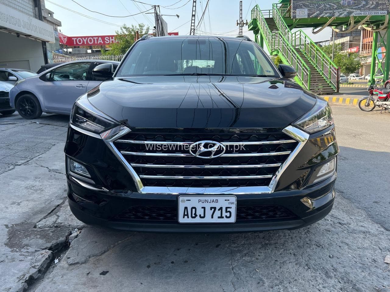 Hyundai Tucson Hybrid Signature 2023 for sale in Lahore
