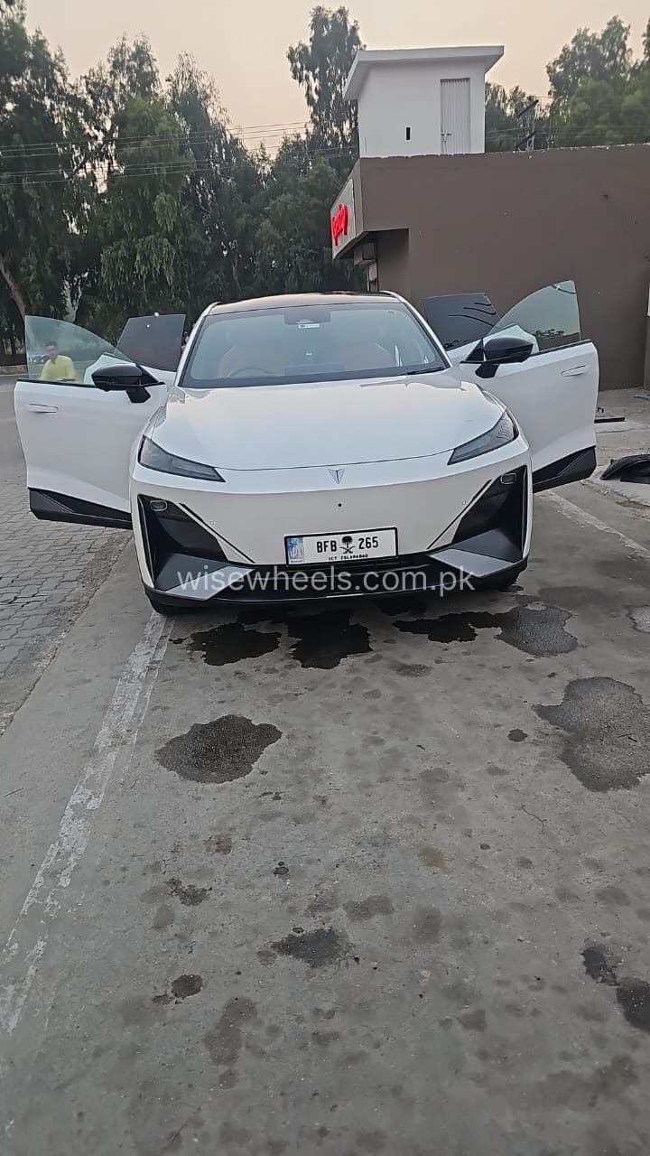 Deepal S07 EV 2025 for sale in Lahore