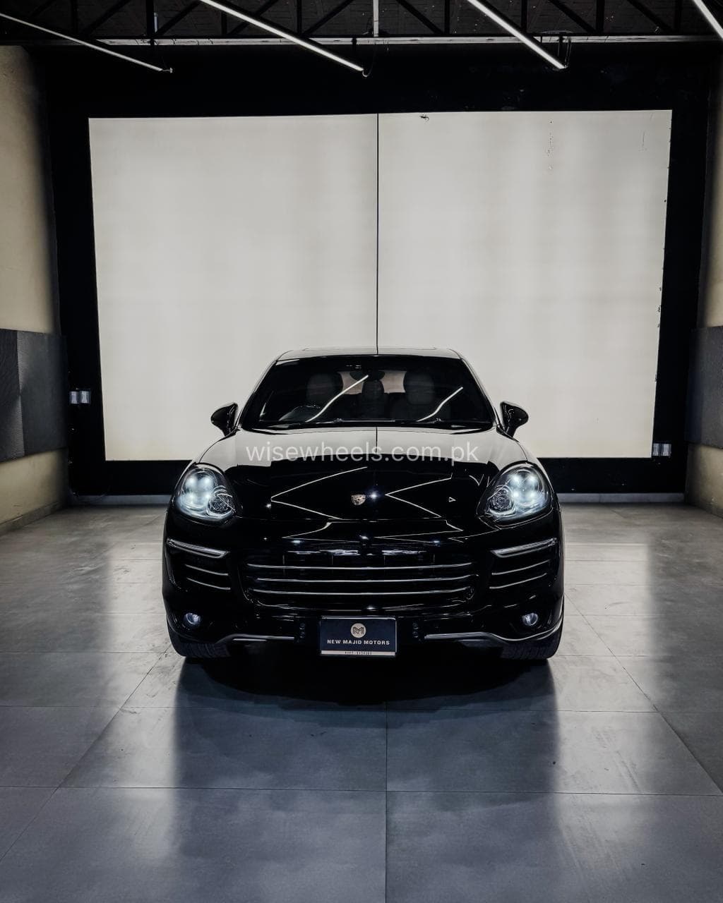 Porsche Cayenne S E-Hybrid 2015 for sale in Lahore