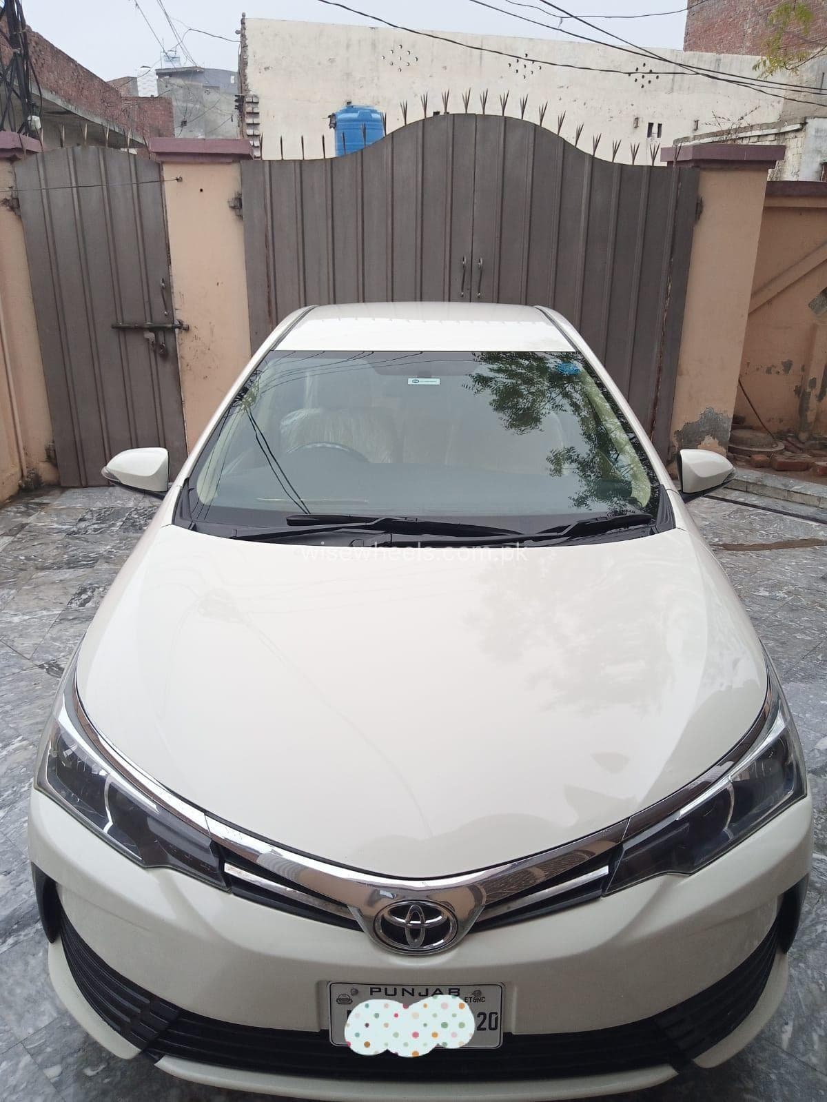 Toyota Corolla GLi 1.3 VVTi 2017 for sale in Lahore