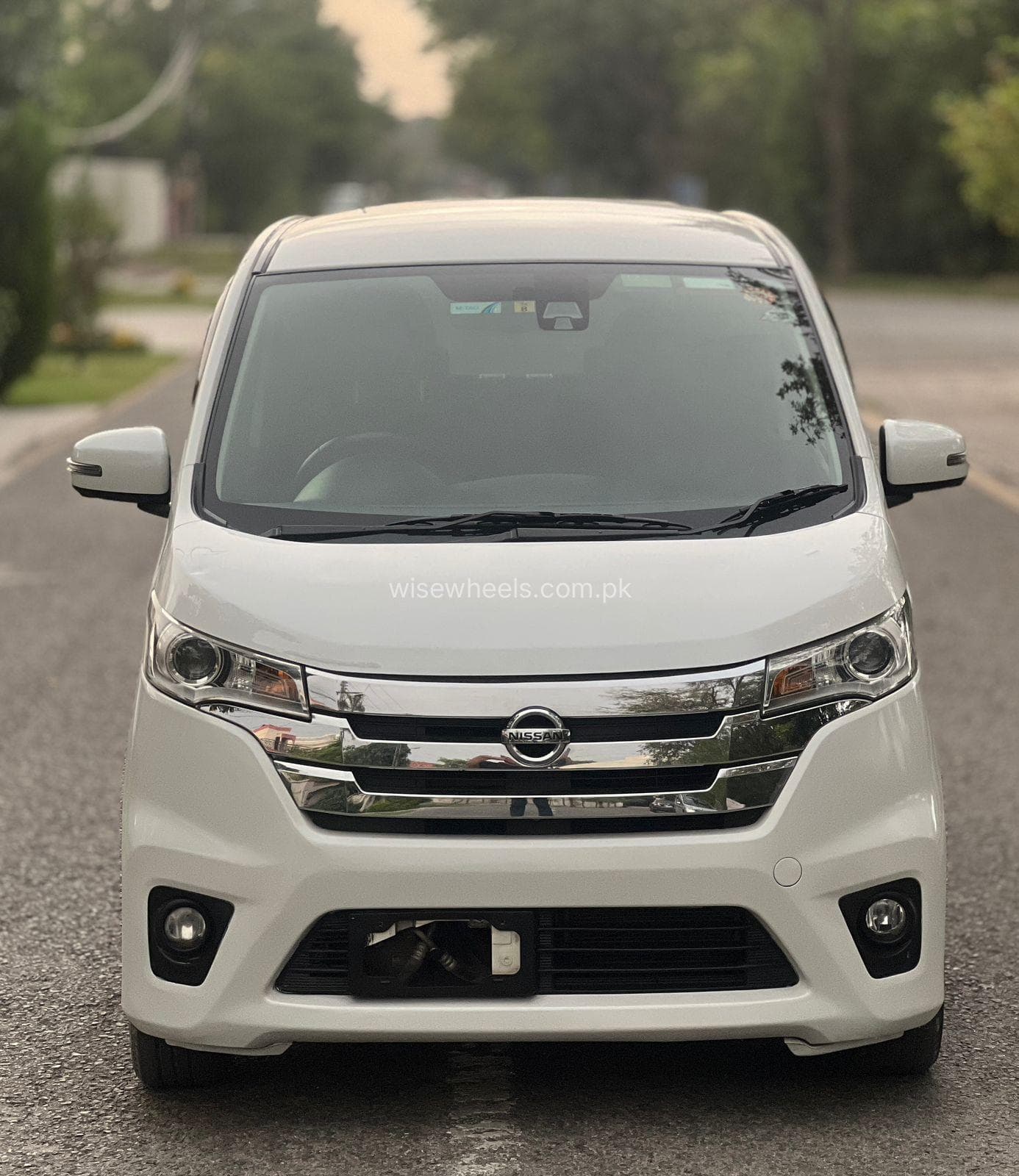 Nissan Dayz Highway Star G 2015 for sale in Lahore