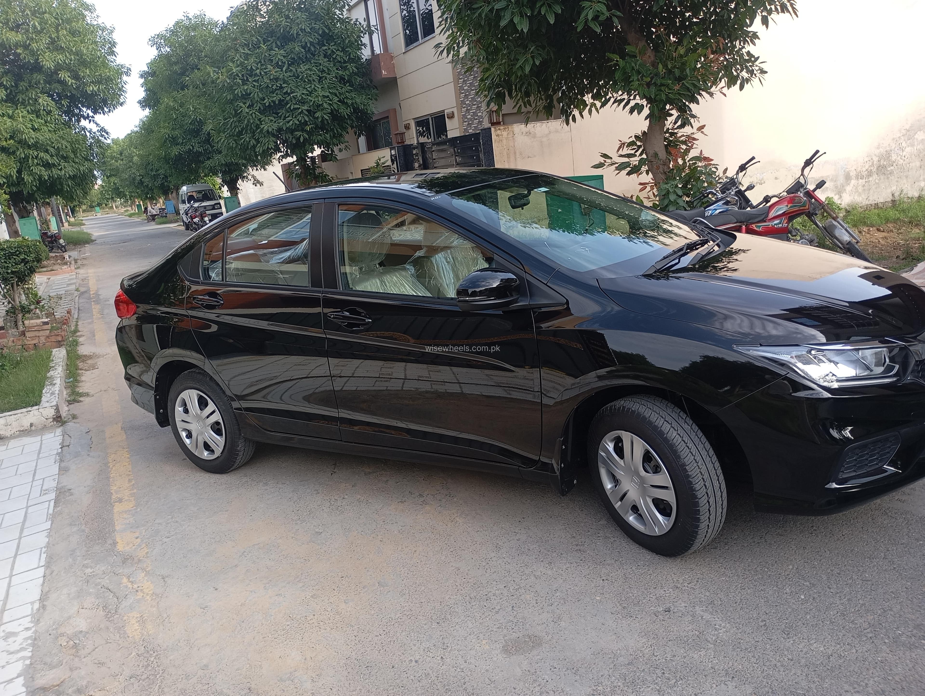 Car main