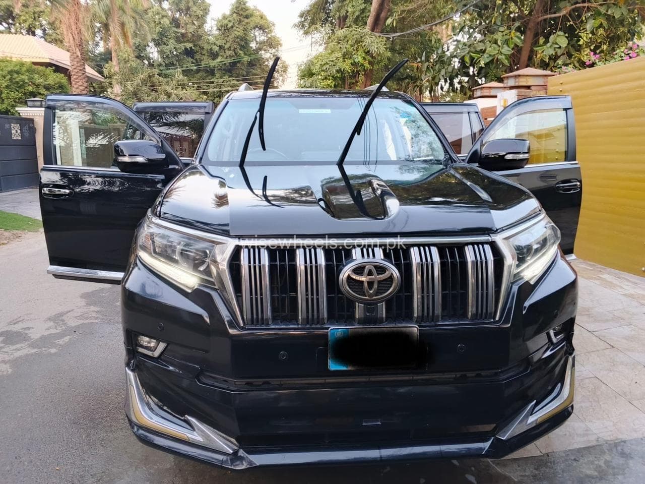 Toyota Prado TX 2.7 2013 for sale in Lahore