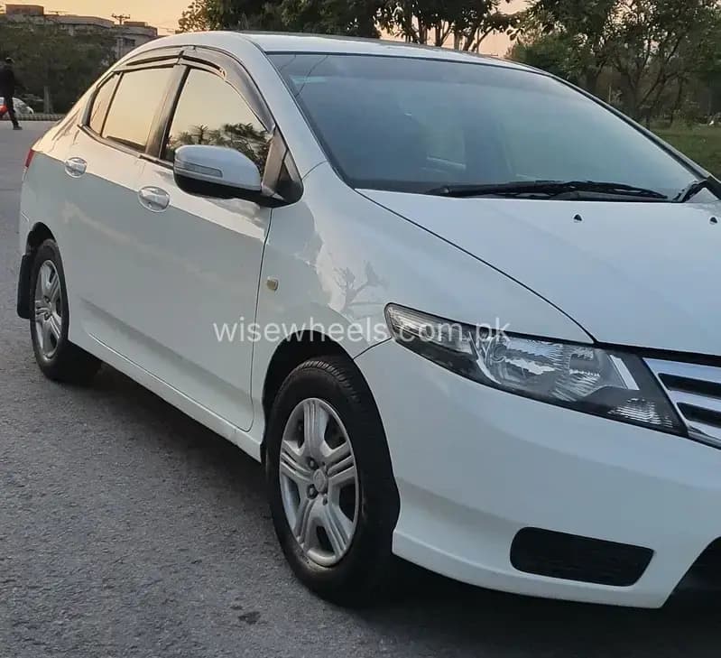 Honda City 1.3 i-VTEC Prosmatec 2013 for sale in Islamabad