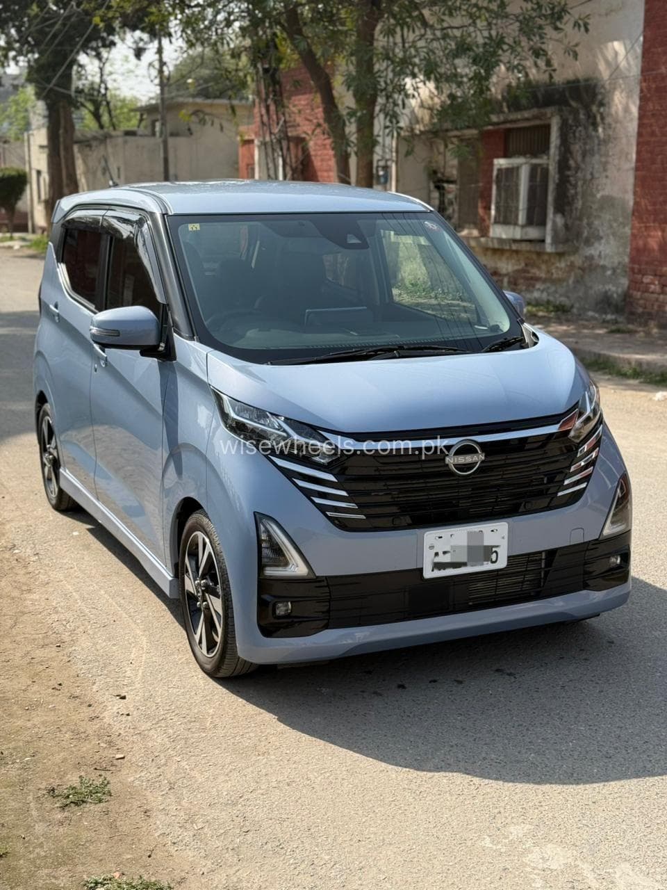 Nissan Dayz Highway Star S hybrid X pro pilot 2023 for sale in Lahore