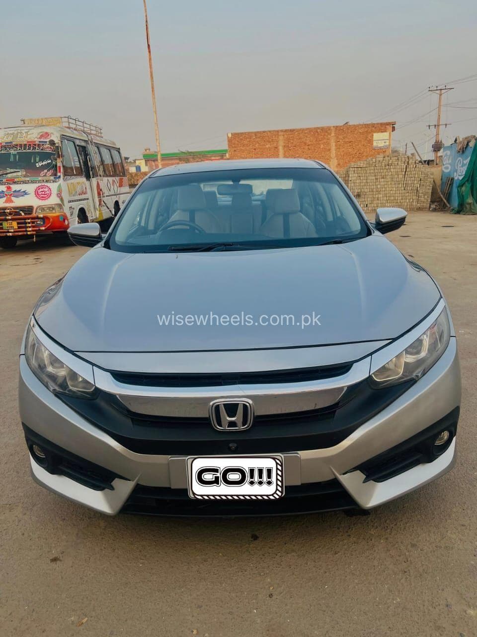 Honda Civic 1.8 i-VTEC CVT 2016 for sale in Lahore