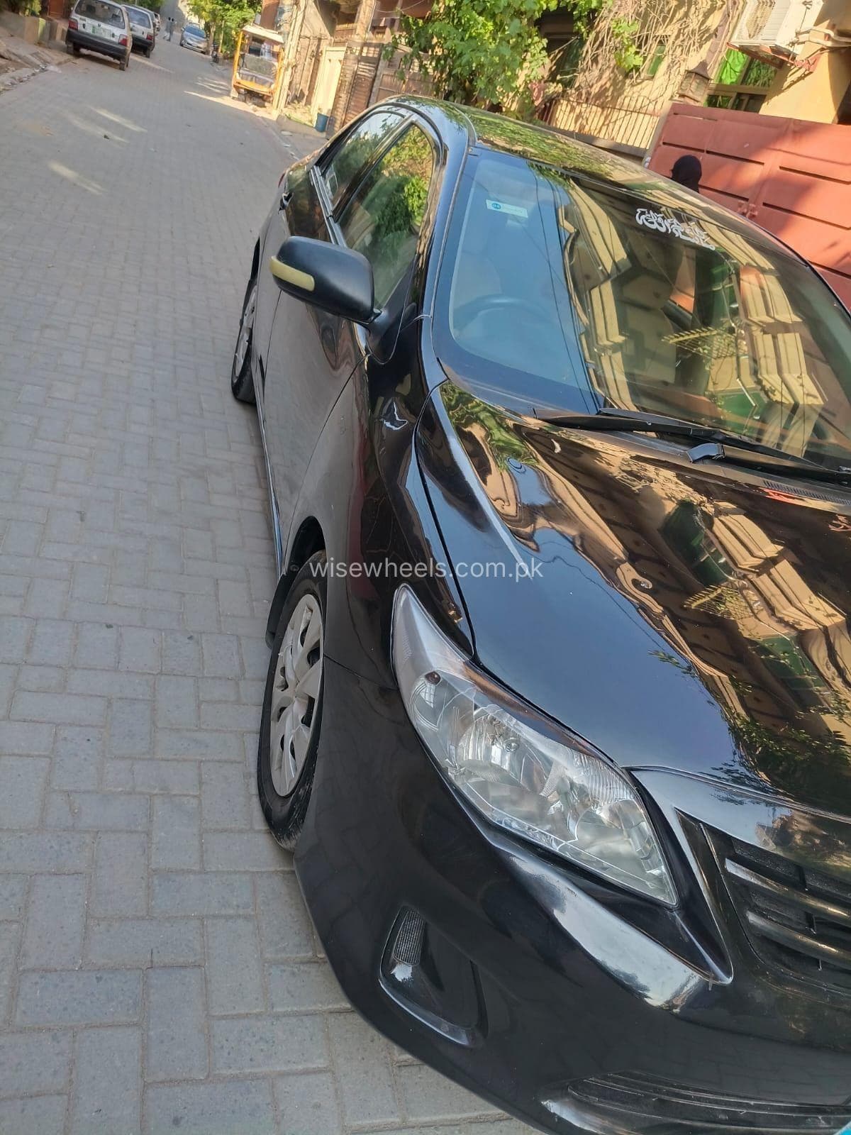 Gallery main
