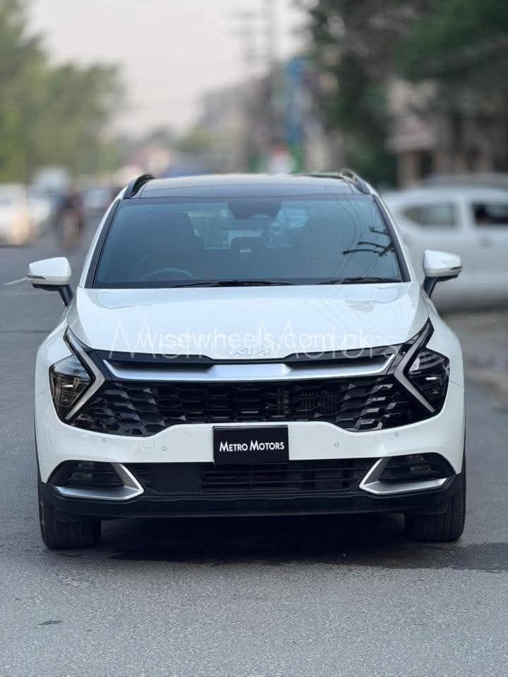 KIA Sportage HEV 2025 for sale in Lahore