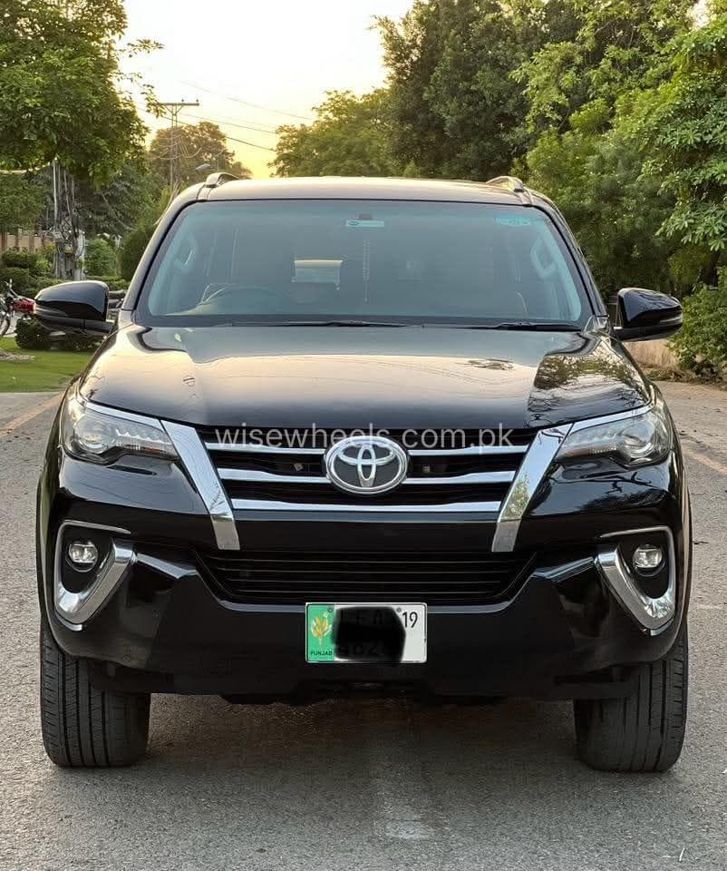 Toyota Fortuner 2.8 Sigma 4 2018 for sale in Lahore