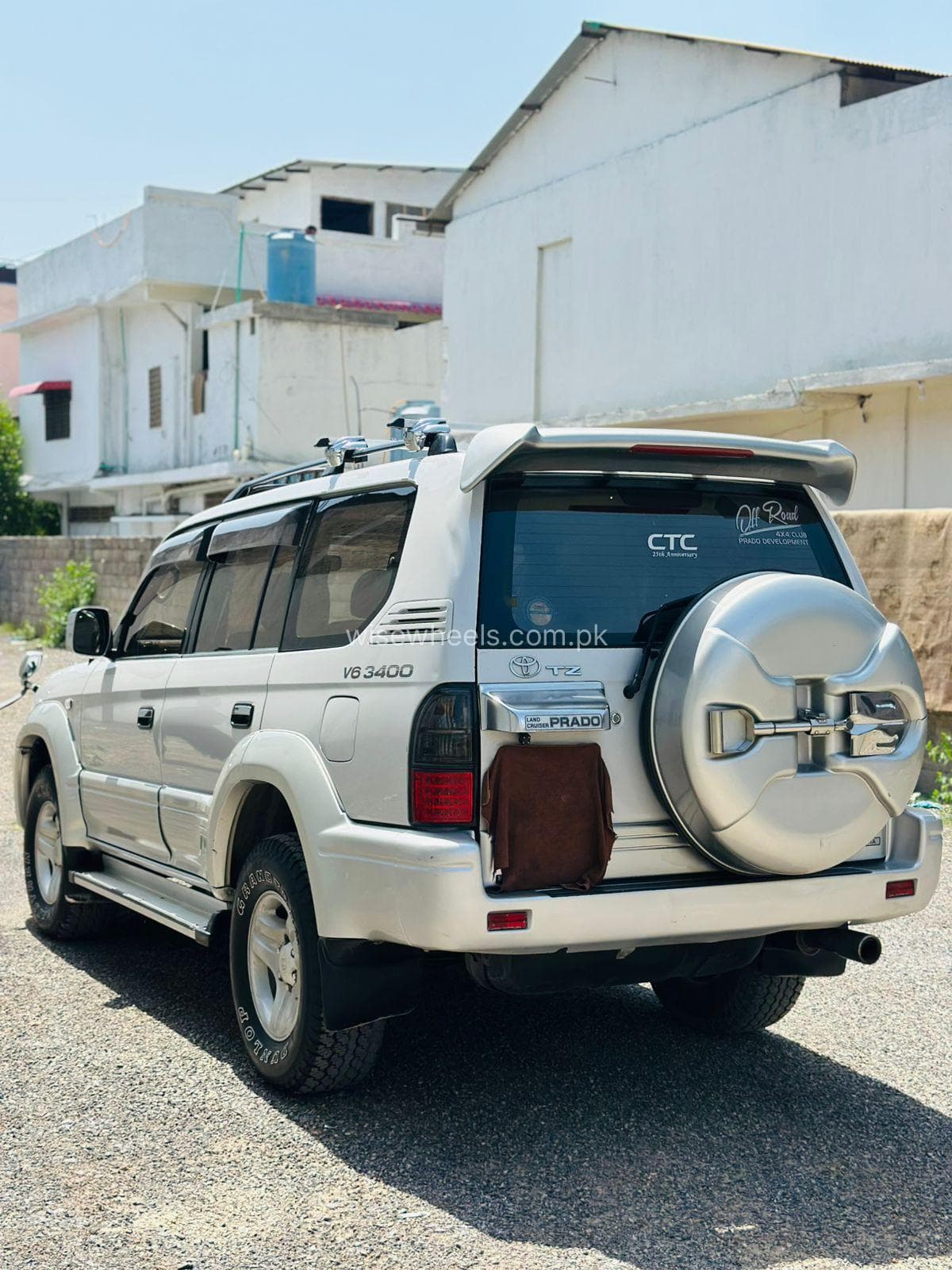 Toyota Land Cruiser AX 2010 for sale in Lahore