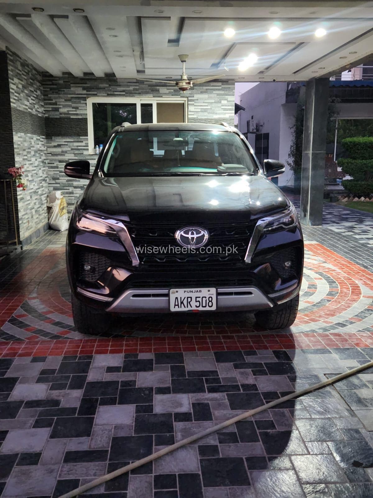Toyota Fortuner Legender 2022 for sale in Lahore