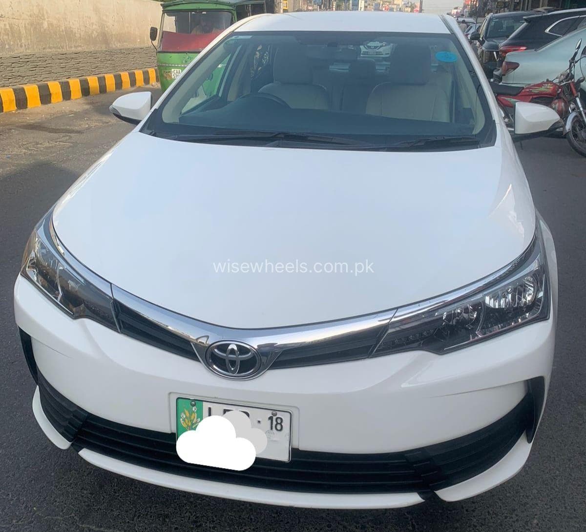 Toyota Corolla Altis Automatic 1.6 2017 for sale in Lahore