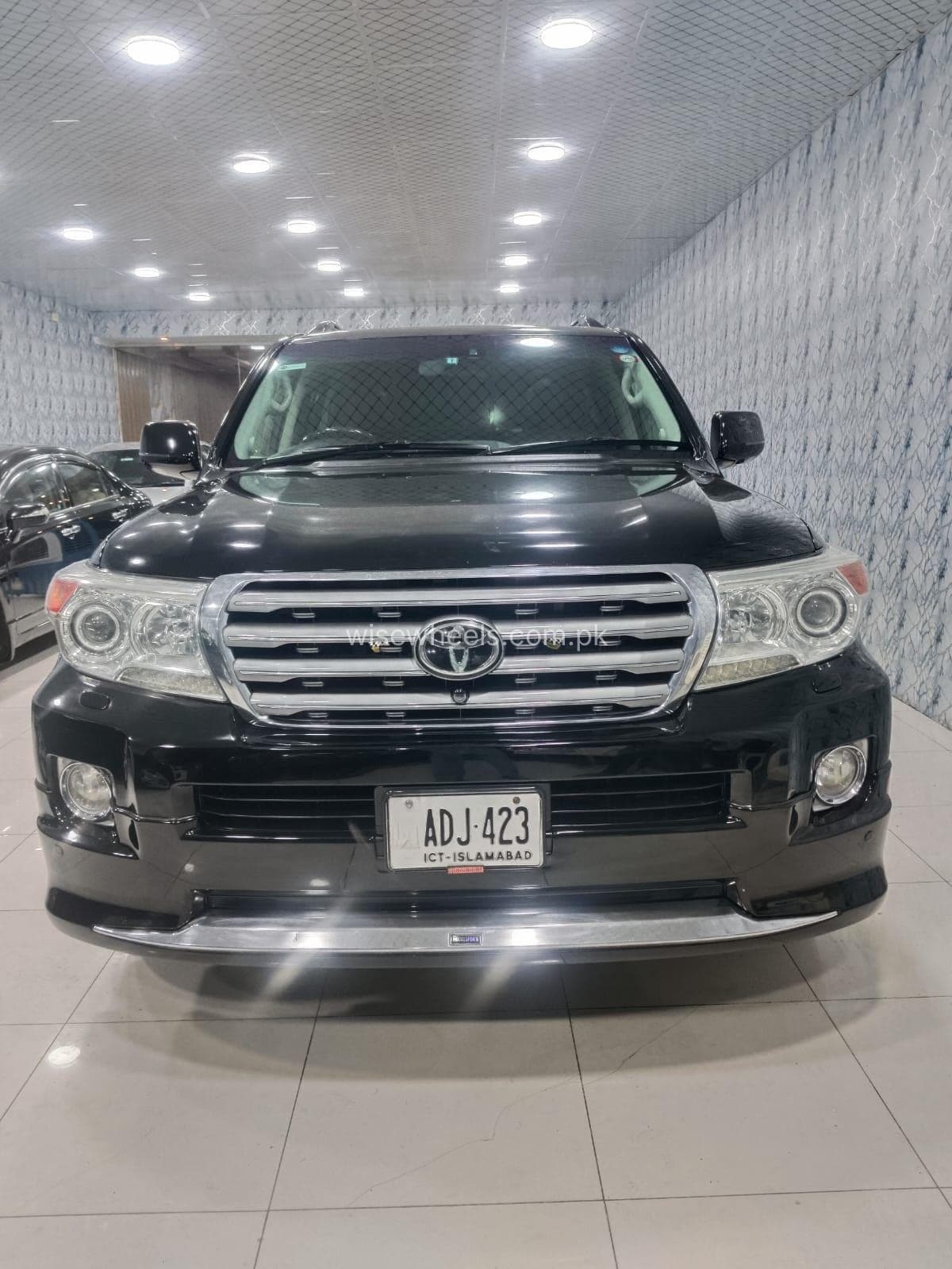 Toyota Land Cruiser ZX 2011 for sale in Lahore