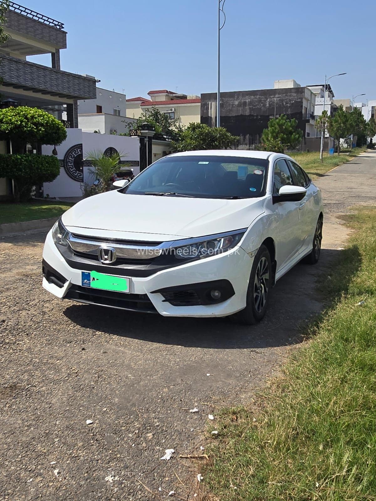 Honda Civic 1.8 i-VTEC CVT 2017 for sale in Lahore