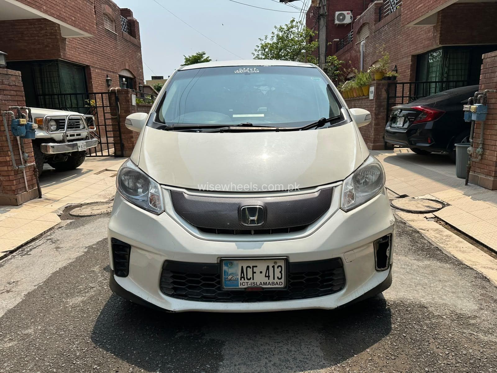 Car main