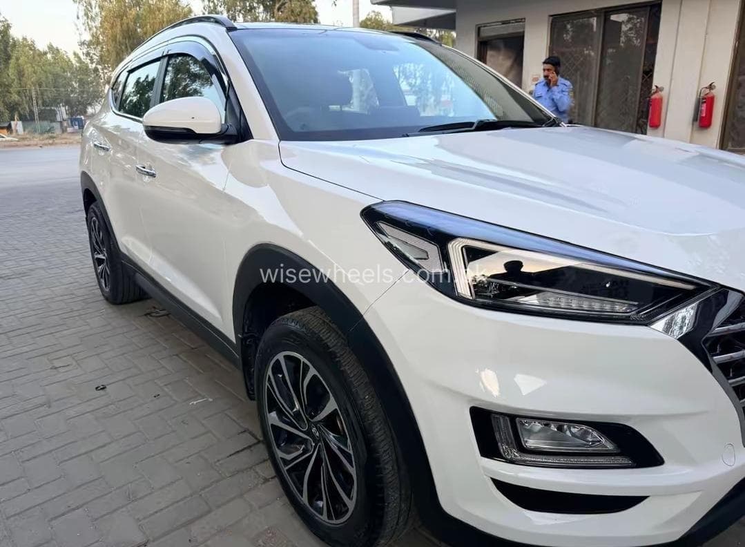 Hyundai Tucson FWD A/T GLS 2024 for sale in Lahore