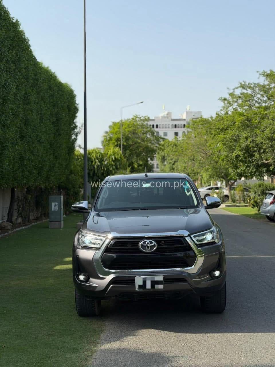 Toyota Hilux Revo Rocco 2022 for sale in Lahore