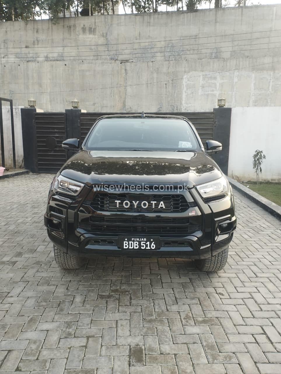 Car main