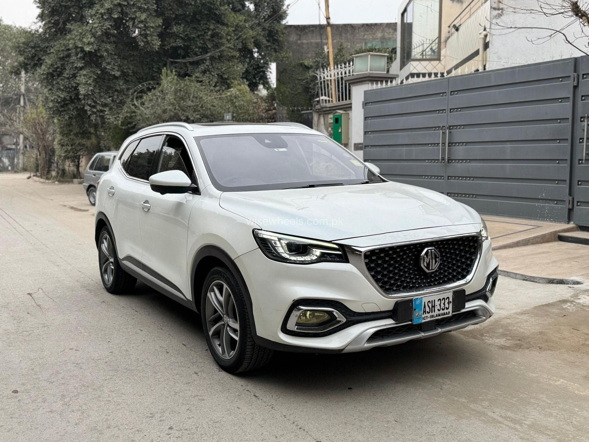 Car main