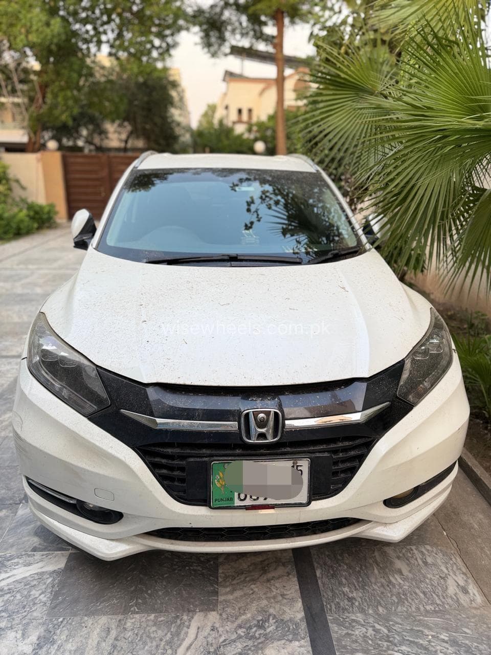 Honda Vezel G 2015 for sale in Lahore