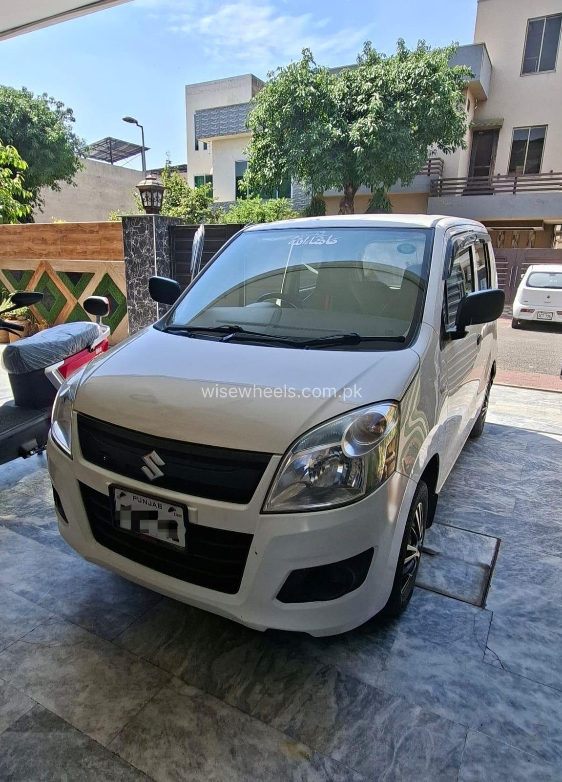 Car main