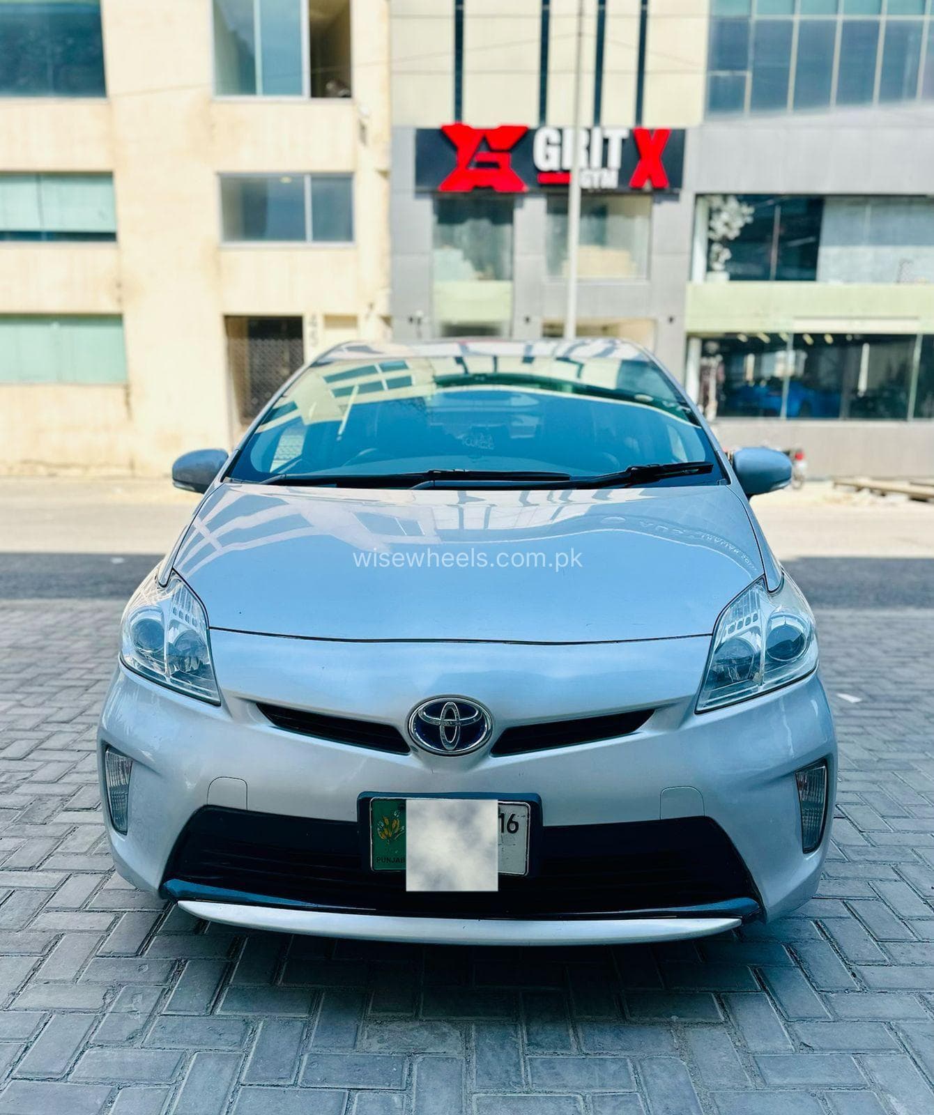 Car main