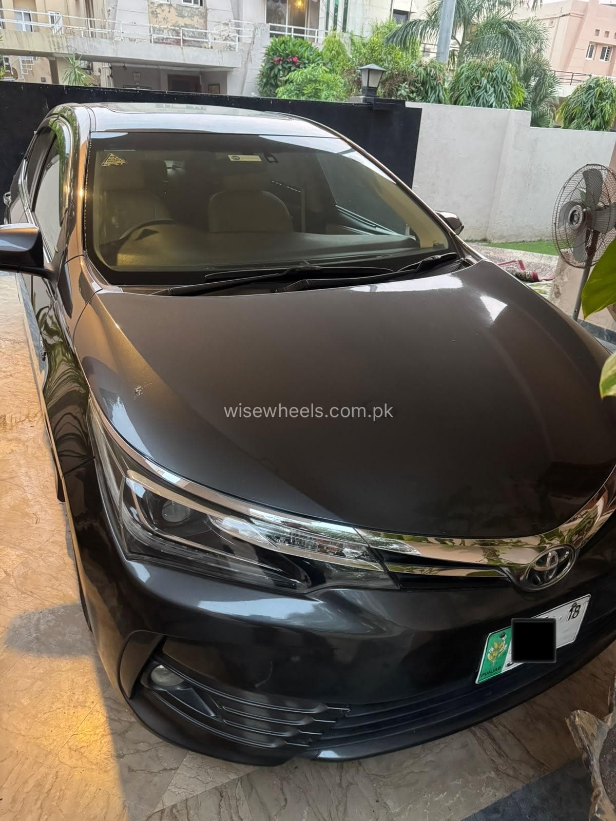 Toyota Corolla Altis Grande CVT-i 1.8 2018 for sale