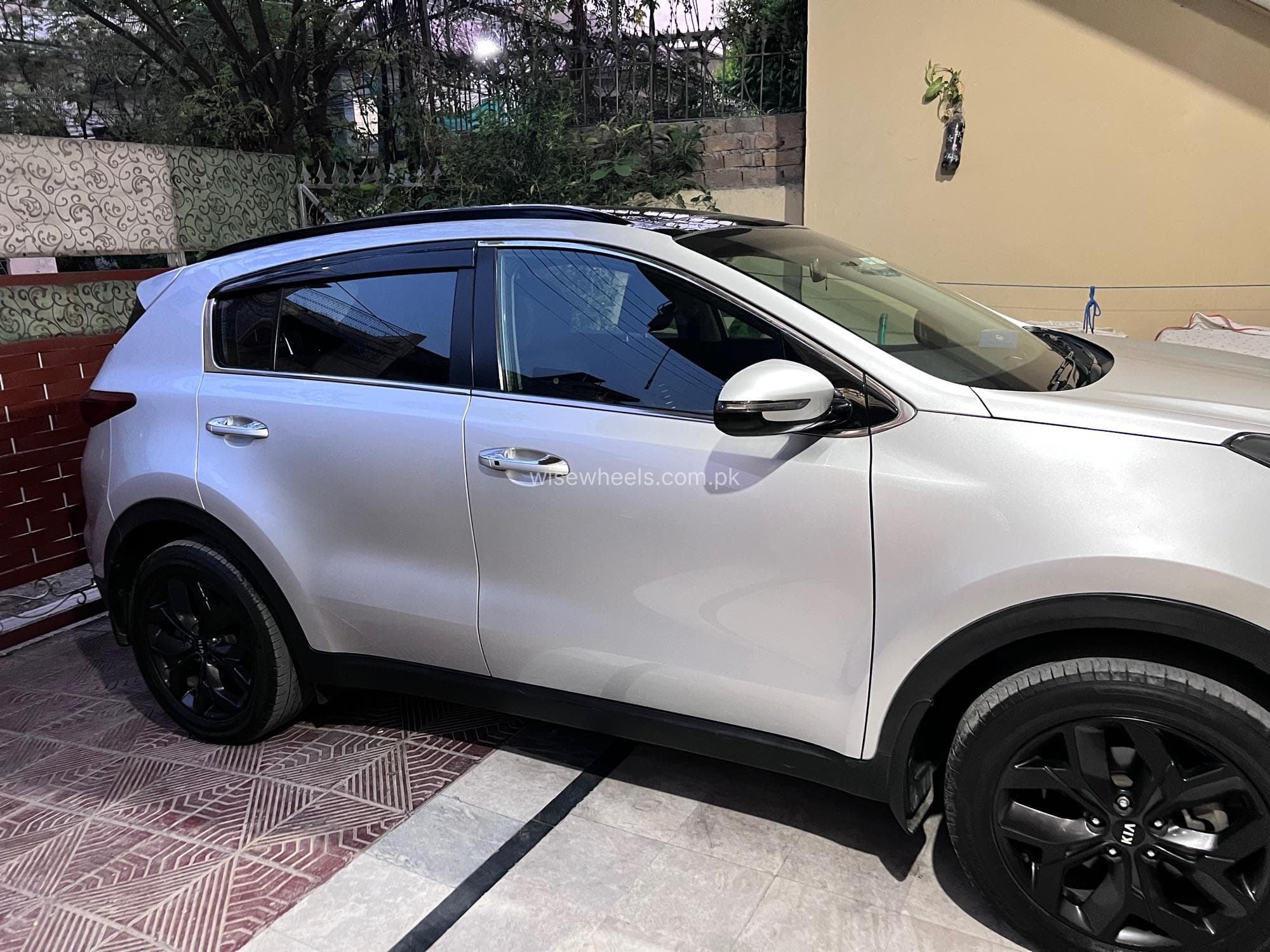 Car main
