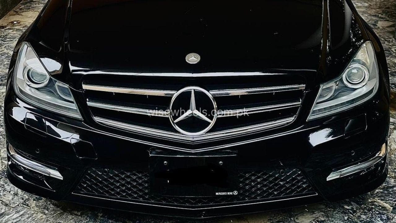 Car main