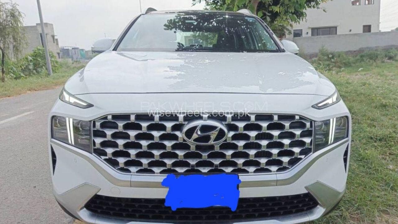 Hyundai Santa Fe Signature 2024 for sale in Lahore