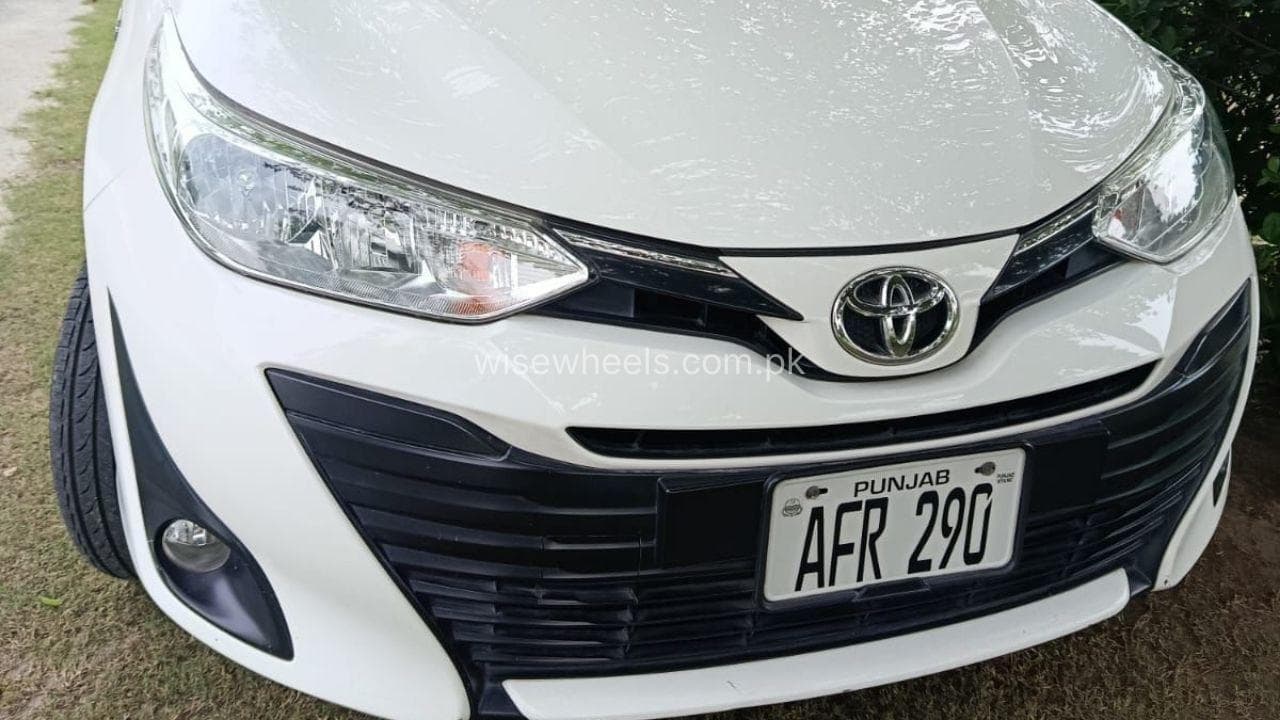 Toyota Yaris Sedan ATIV CVT 1.3 2021 for sale in Lahore