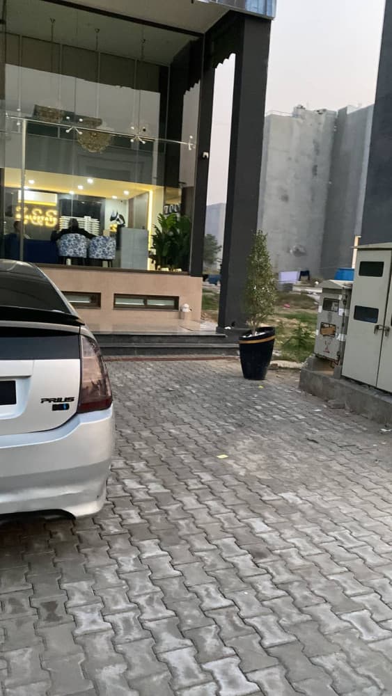 Car main