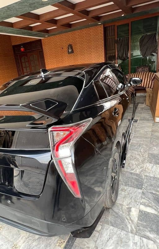 Car main