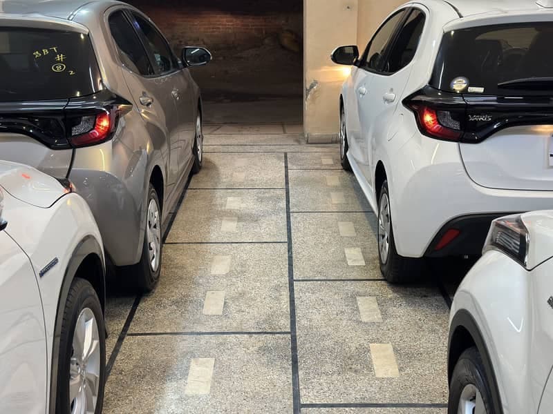 Gallery main