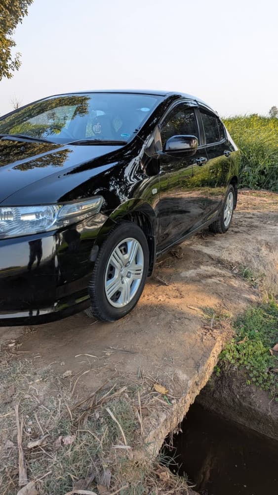 Gallery main