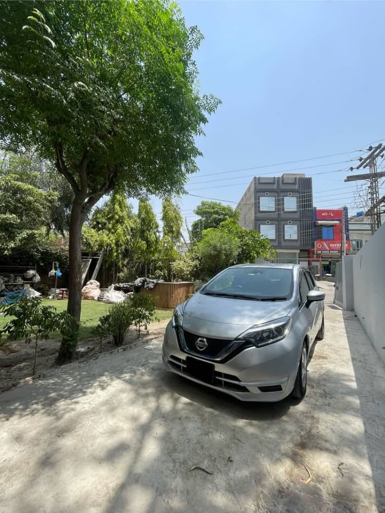 Car main