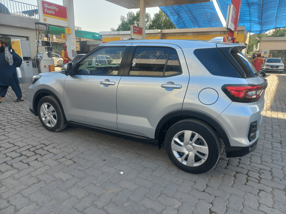 Car main