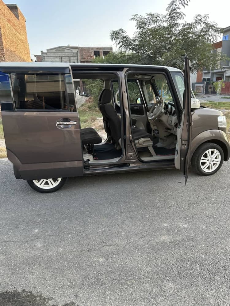 Car main