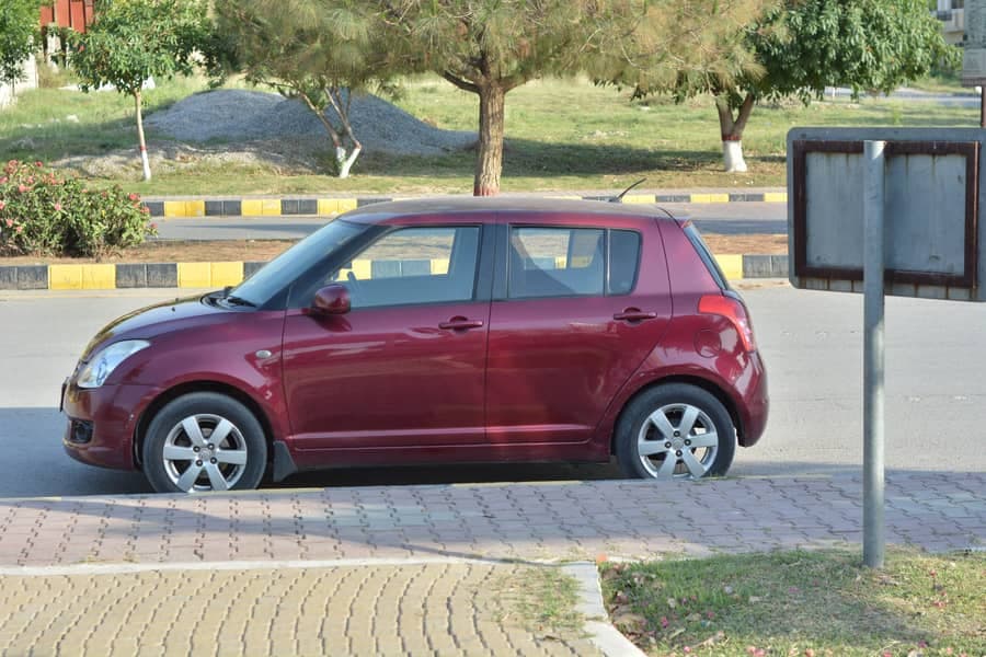 Car main