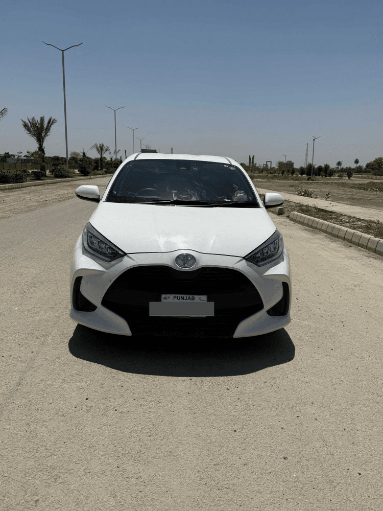 Toyota Yaris Sedan GLI MT 1.3 2021 for sale in Dera Ghazi Khan