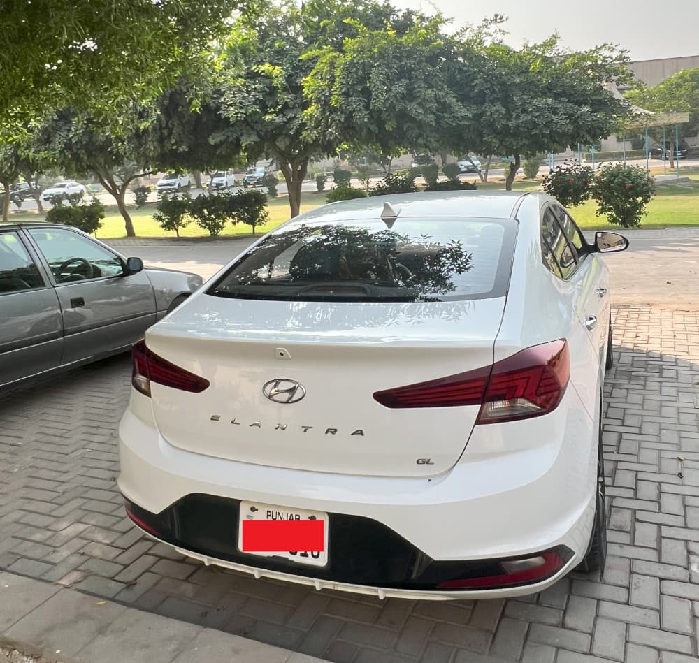 Hyundai Elantra Hybrid for sale in Lahore