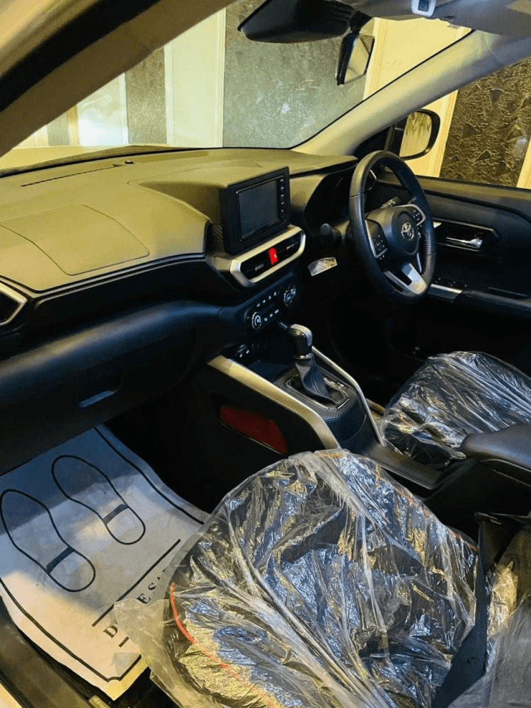 Car main