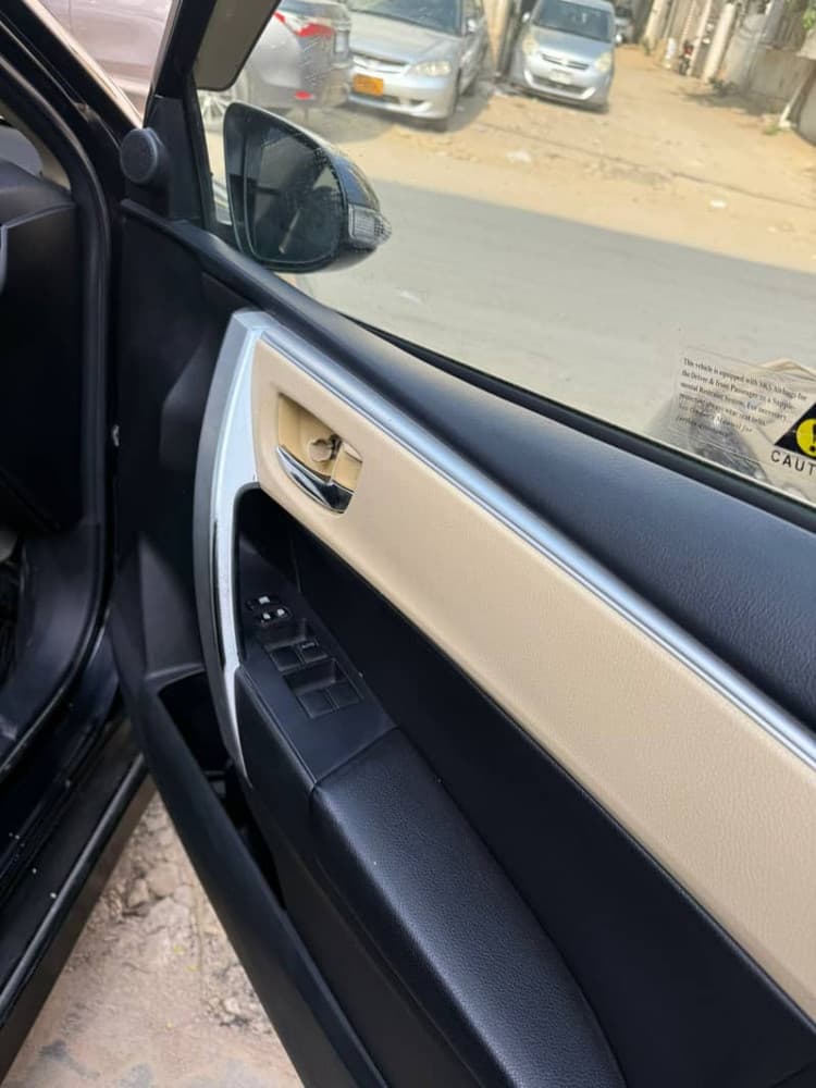 Gallery main