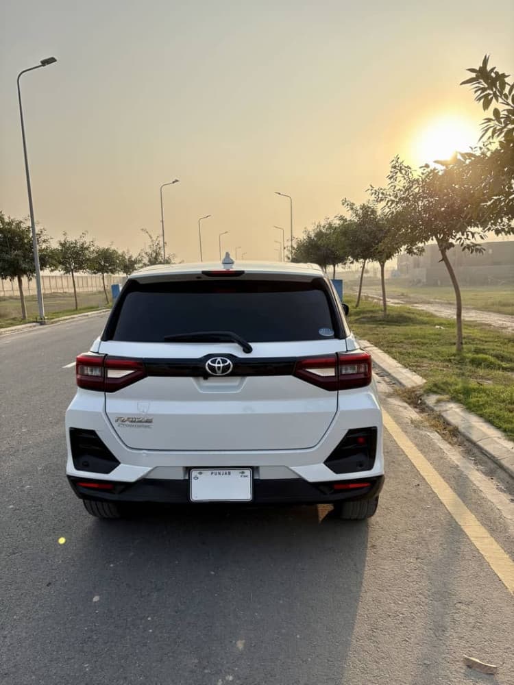 Car main