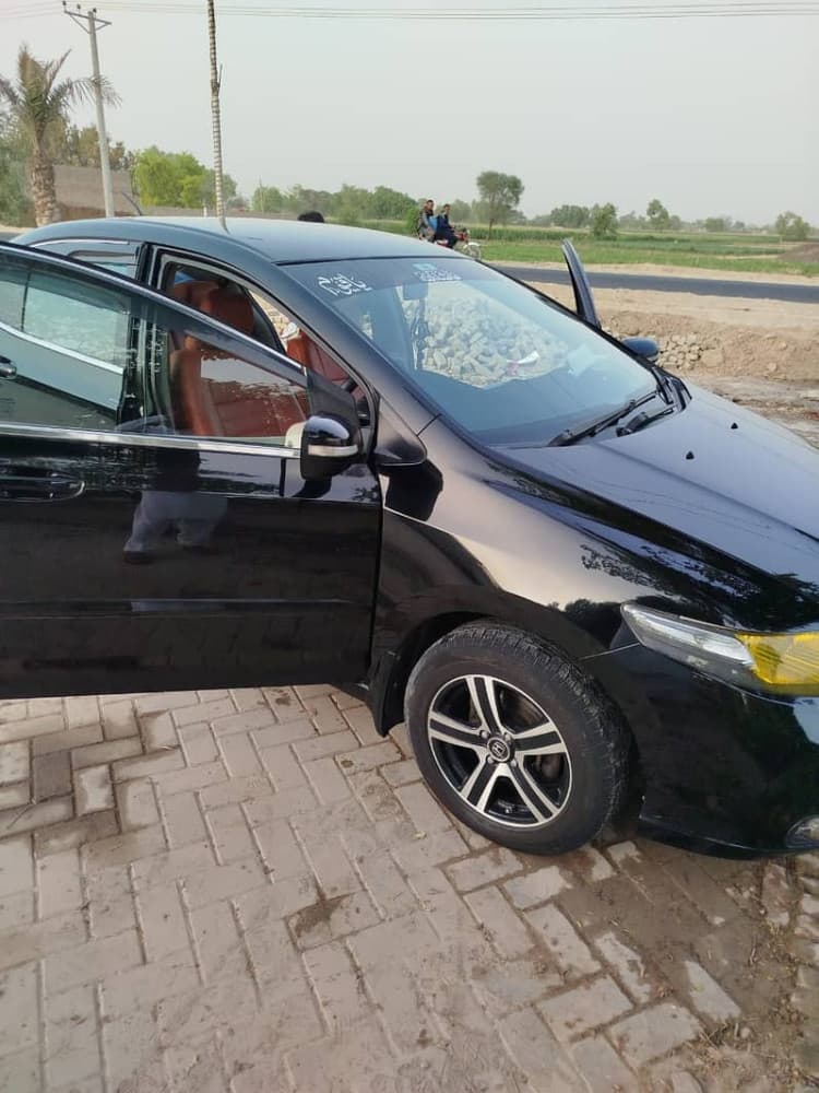 Car main