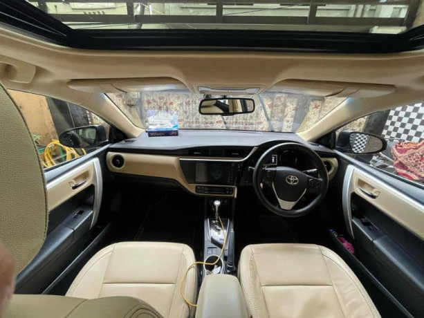toyota-altis-grande-2022-big-10