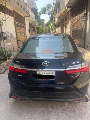 toyota-altis-grande-2022-big-1