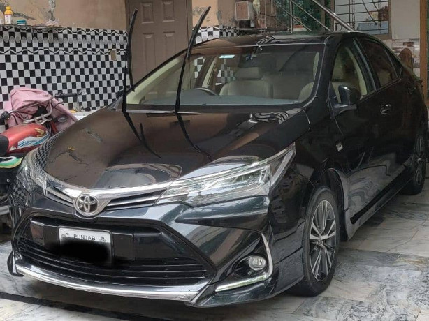 toyota-altis-grande-2022-big-4