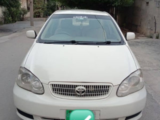 toyota-corolla-2005